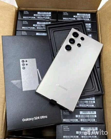 Samsung Galaxy S24 Ultra, 12/512 ГБ