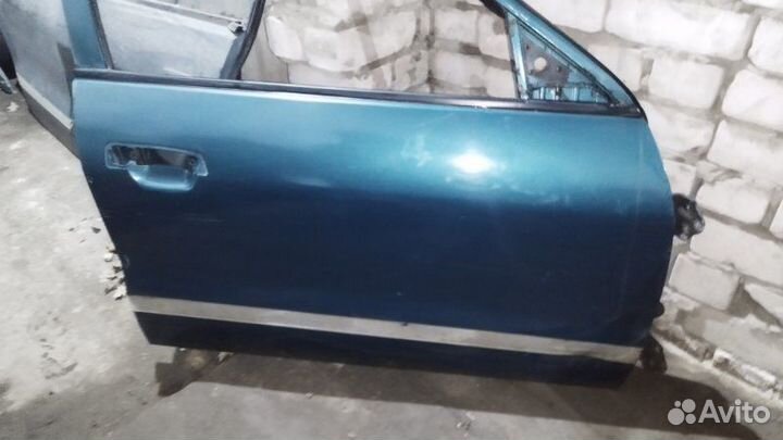 Дверь боковая передняя правая Mitsubishi Galant 8