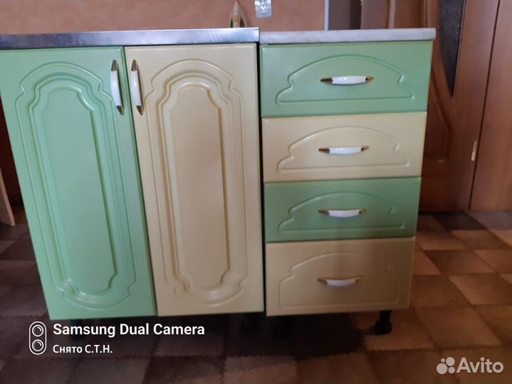 Кухонный гарнитур