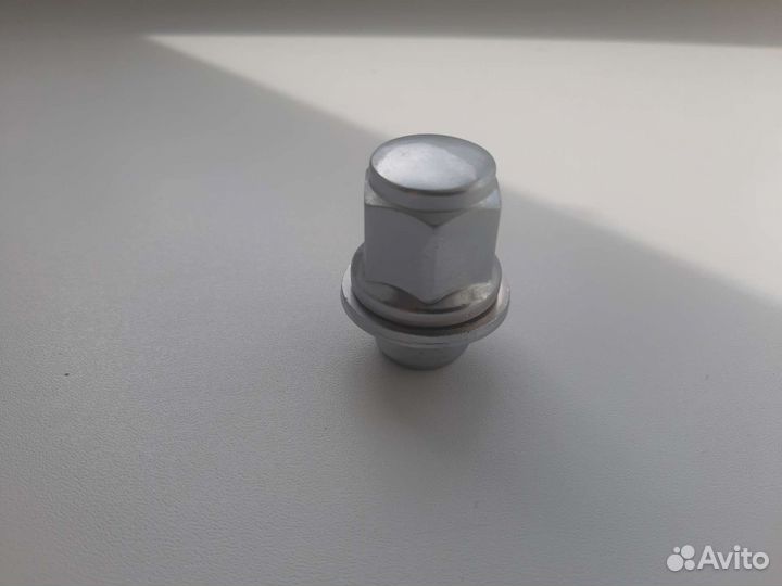 Гайка колеса 12 шаг 1.5 Тойота/Лексус