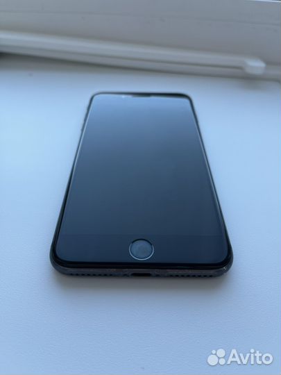 iPhone 8 Plus, 256 ГБ