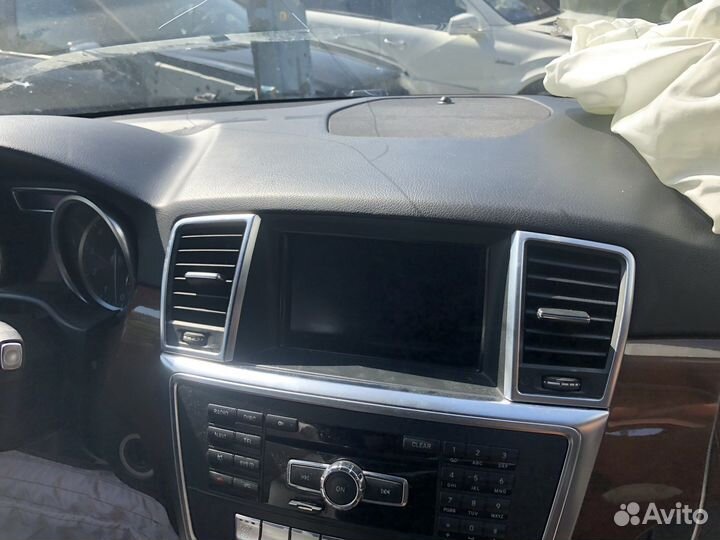 Дефлектора воздушные Mercedes ML w166