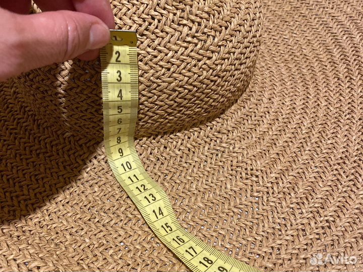 Шляпа женская соломенная