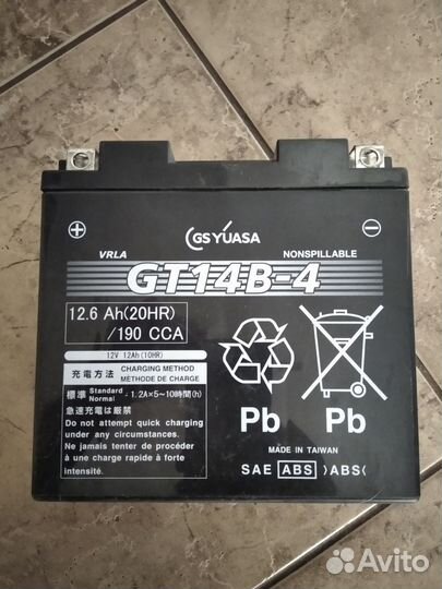 Мотоциклетный аккумулятор Yuasa GT14B-4