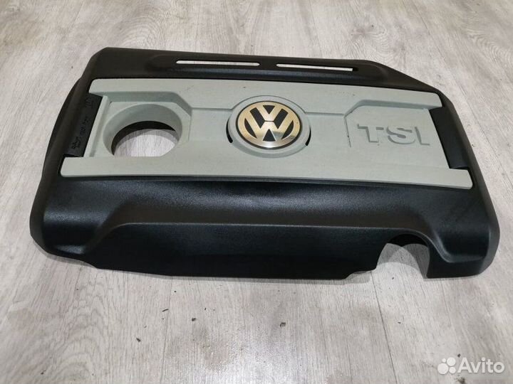 Крышка двигателя декоративная Vw Passat B6