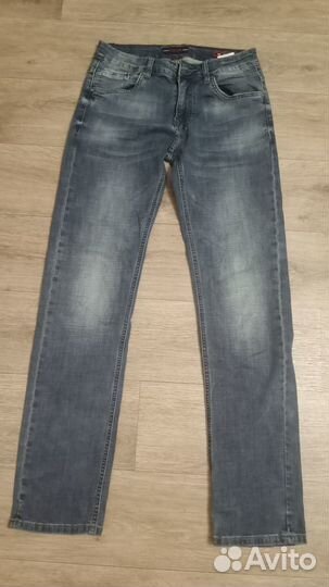 Продам отличные джинсы на подростка - размер 29