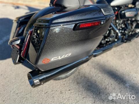 Harley Davidson CVO Road Glide Raven Fade my25