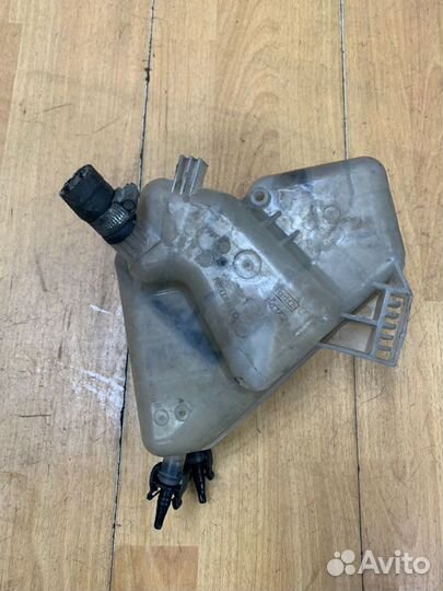 Бачок расширительный Ford Fiesta 2011