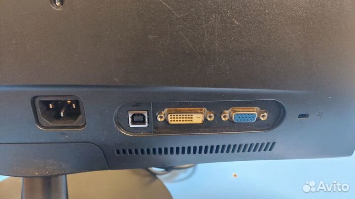 Монитор Asus VT207N (сенсорный) 19.5