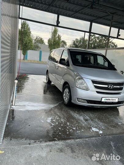 Hyundai Grand Starex 2.5 AT, 2008, 200 000 км