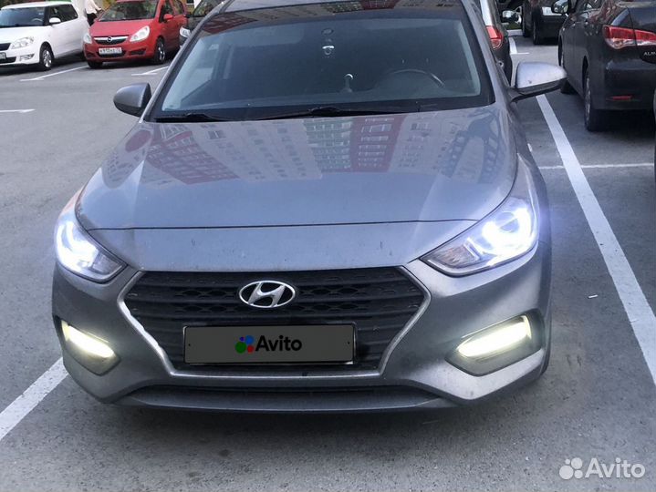 Hyundai Solaris 1.6 AT, 2017, 100 000 км