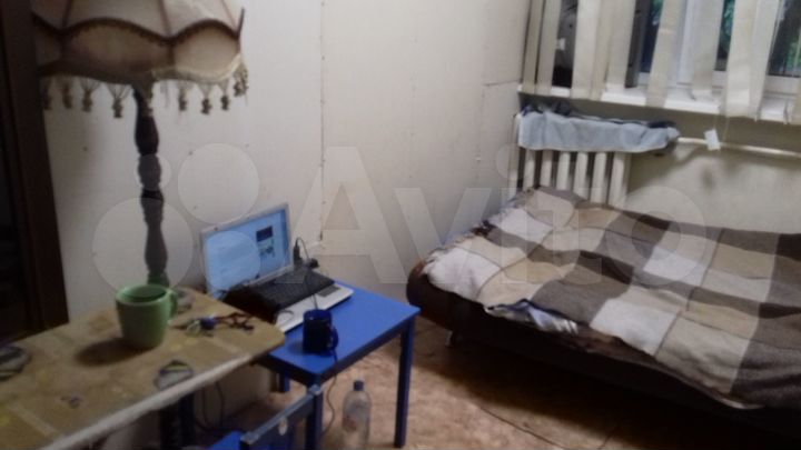 Комната 16 м² в 5-к., 1/3 эт.