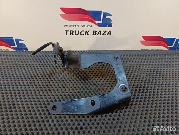 Кронштейн бачка гидроусилителя Man TGS, Man TGX