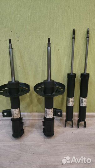 Стойки 546502R400, 553102R700 Hyundai i30,FD