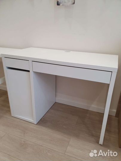 Стол Икеа белый компьютерный
