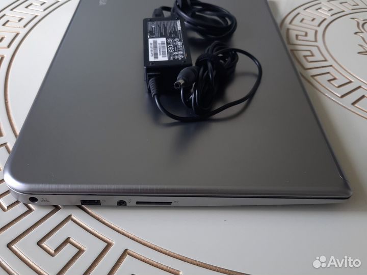 Ноутбук Toshiba Satellite U50D-A-L5M