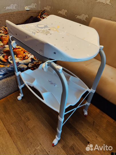 Стол пеленальный с ванной и лейкой Cam
