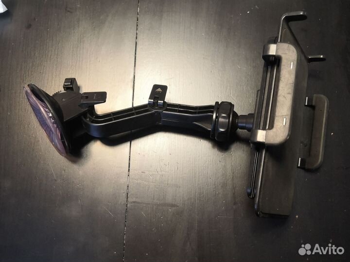 Крепление для планшета в авто