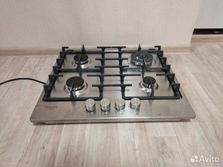 Газовая варочная поверхность Hotpoint-Ariston PPH