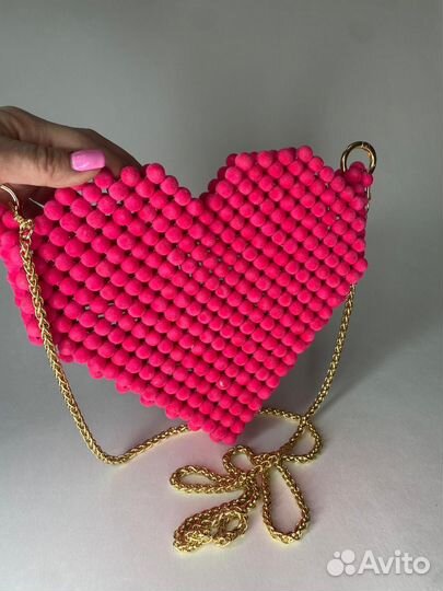 Сумка из бусин розовая бархатная
