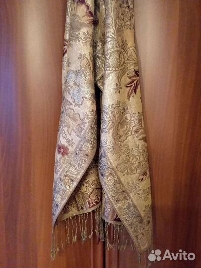 Шарф- палантин