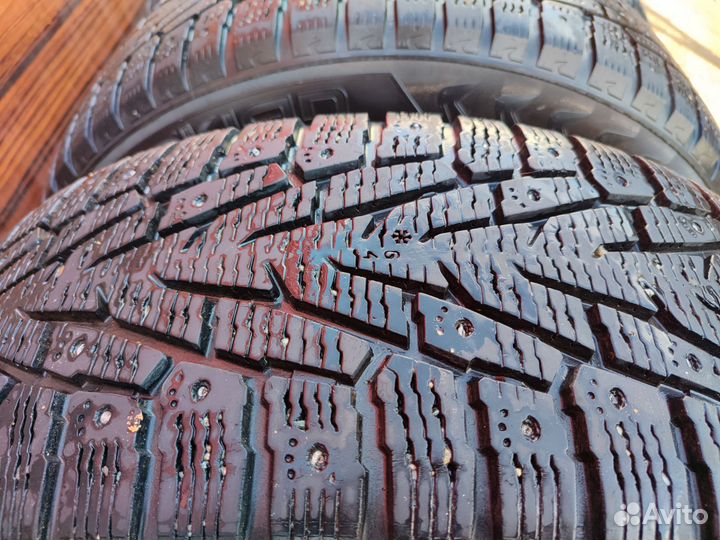 Nokian Tyres Hakkapeliitta 7 SUV 235/65 R17