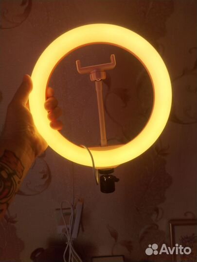 Кольцевая лампа со штативом