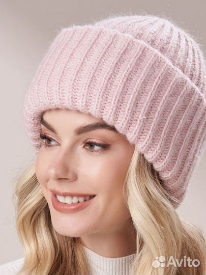 Шапка женская вязаная