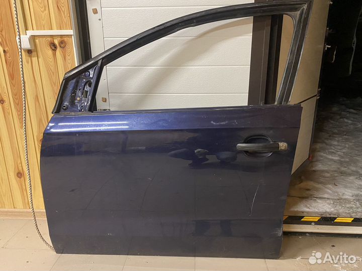 Volkswagen polo дверь передняя левая