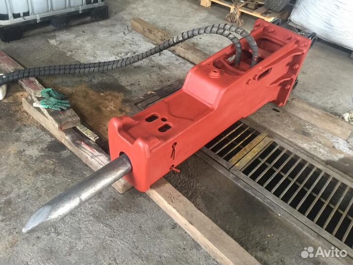 Гидромолот