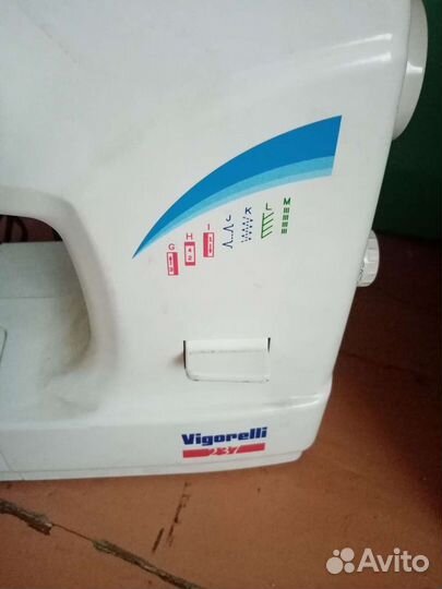 Швейная машинка Vigorelli