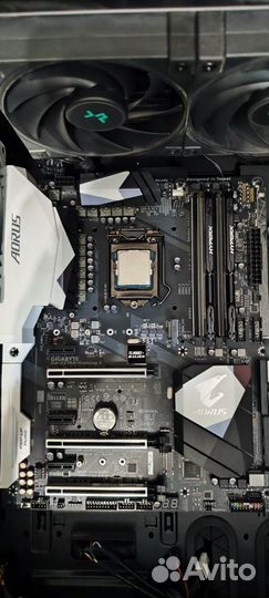 Aorus GA-Z270X-Gaming 5 + Intel Core i7-7700K