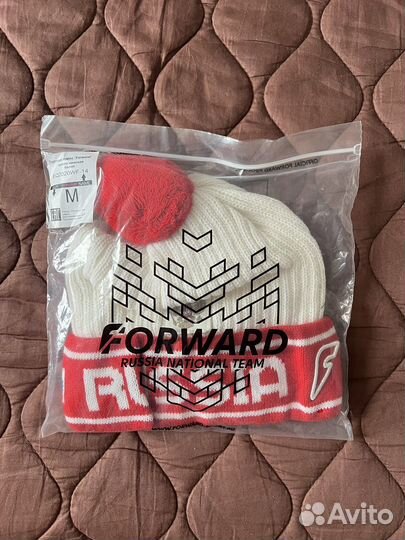 Шапка женская forward