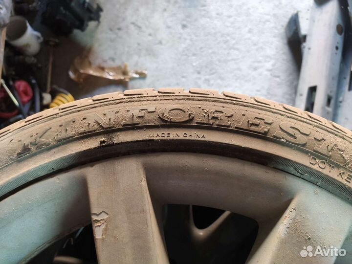 Kinforest KF380 265/35 R18