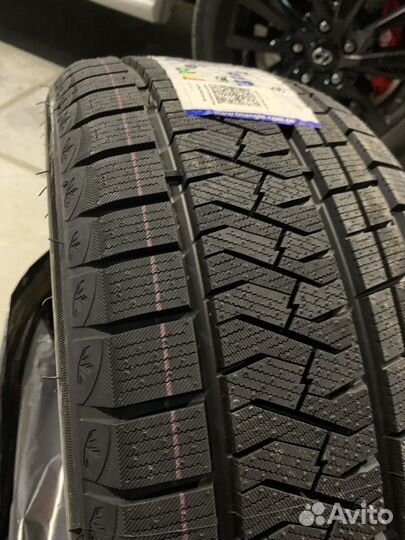 Triangle TL612 225/45 R18