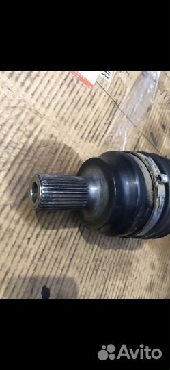 Приводной вал передний правый Mercedes-Benz GLK204