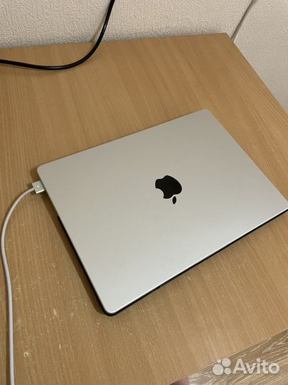 MacbookPro 14 M1 Pro 16/512