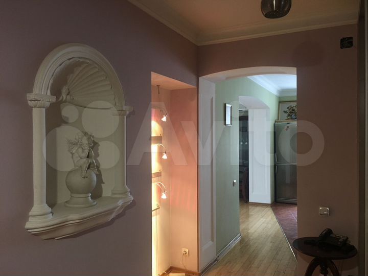 3-к. квартира, 96 м², 4/5 эт.