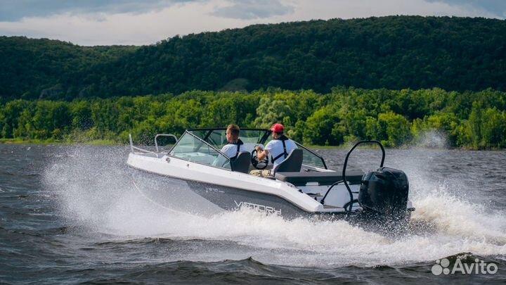 Катер Victory 570 Open