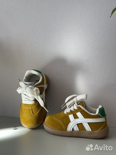 Кроссовки детские 13,5 см