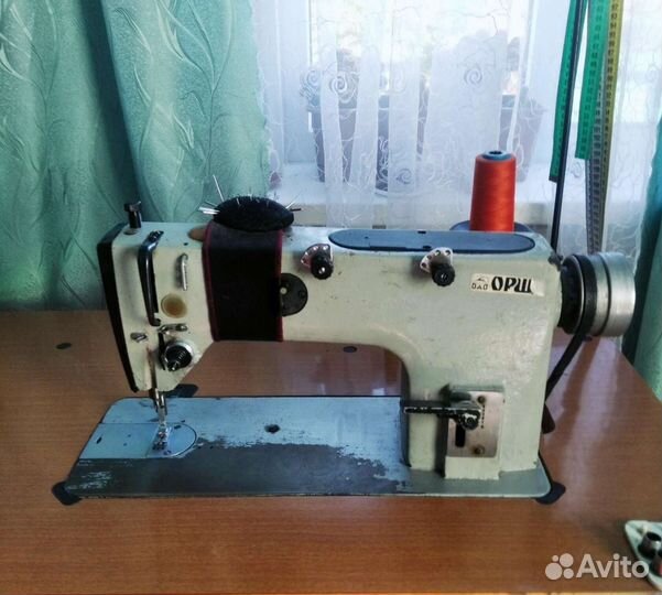 Швейная промышленная машина 
