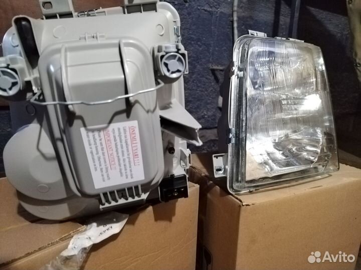 Фара Volswagen LT II 1996-2005