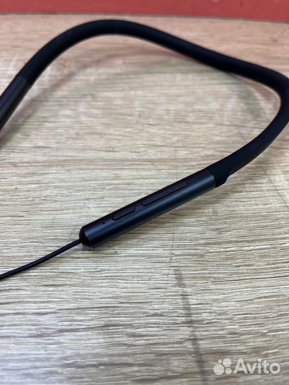 Беспроводные наушники Xiaomi Mi Bluetooth Neckband