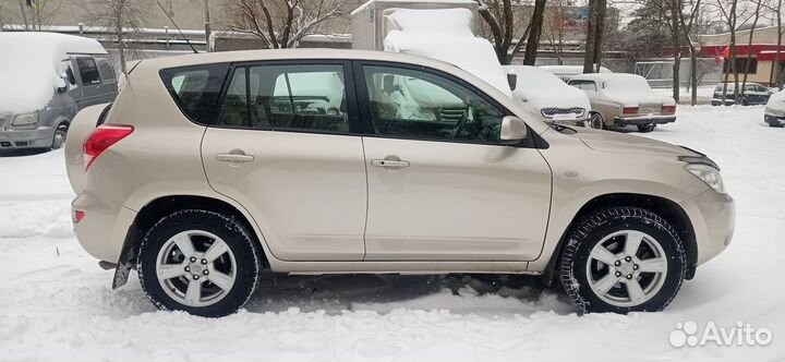 Toyota RAV4 2.0 AT, 2007, 225 000 км