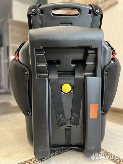 Автомобильное кресло Recaro young sport hero