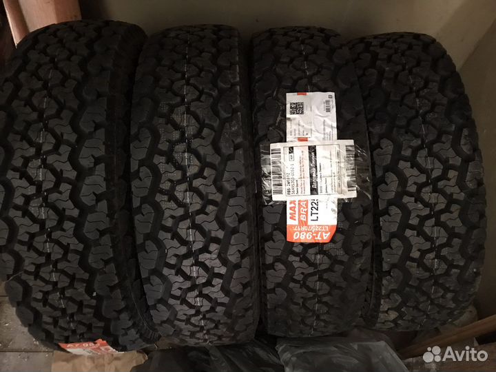 Maxxis AT-980 Bravo 225/70 R17 120Q