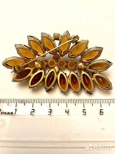 Брошь винтаж чехословакия