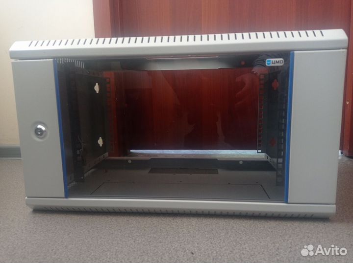 Шкаф коммутационный цмо настенный,6U, 600x345x350