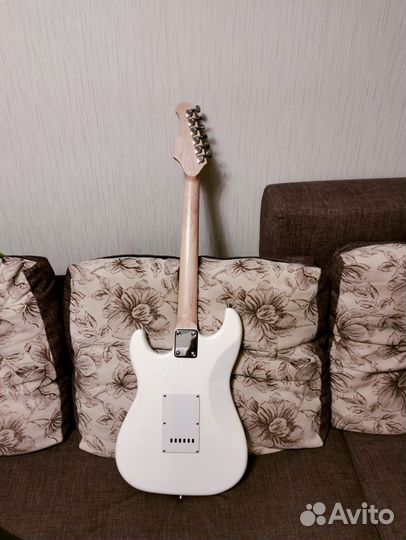 Электро гитара
