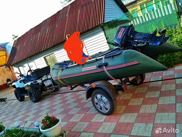 Лодка моторная